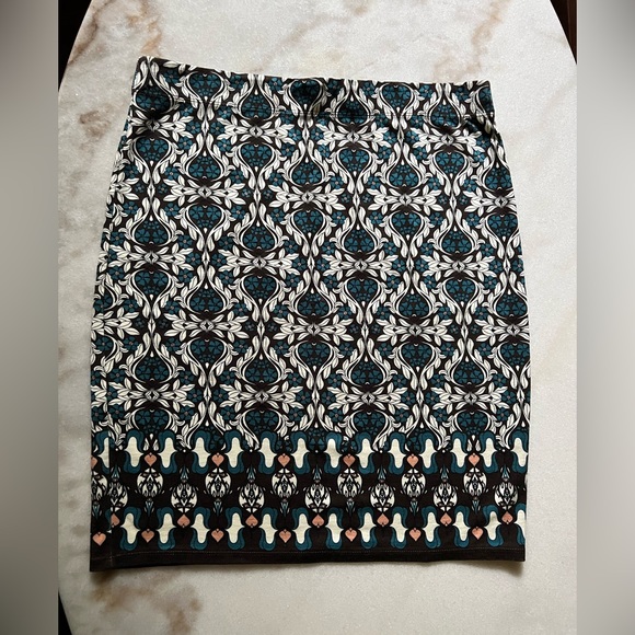 Sophie Max Floral Print Torques Brown White Stretch Skirt Sz M - Picture 10 of 10